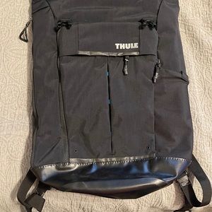 Thule Paramount 24L bad